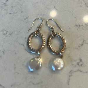 Silpada retired 925 hammered sterling silver freshwater coin pearl earrings
